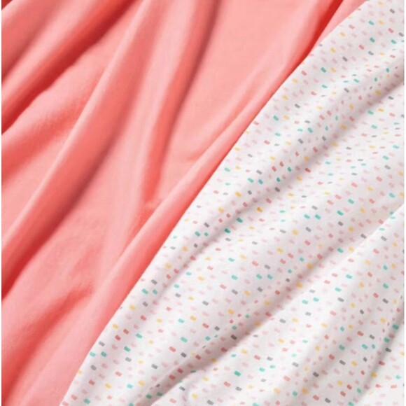 Cloud Island 2-Pack Jersey Crib Fitted Sheets & Jersey Quilted Blanket Set Pink - Picture 5 of 10